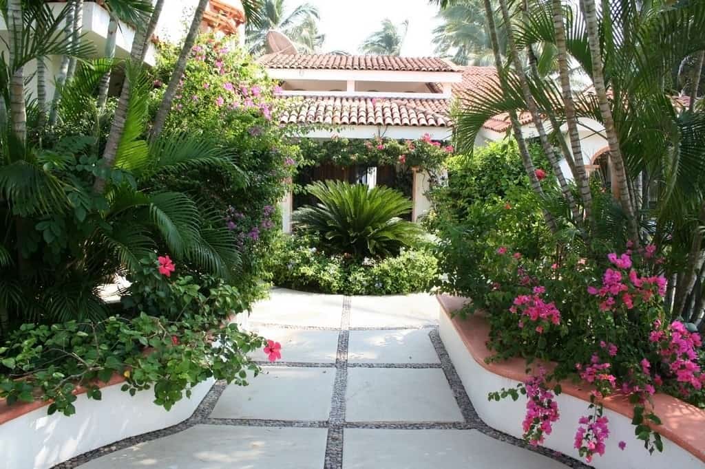 Brown Spots In Your Yard R and R Sprinkler