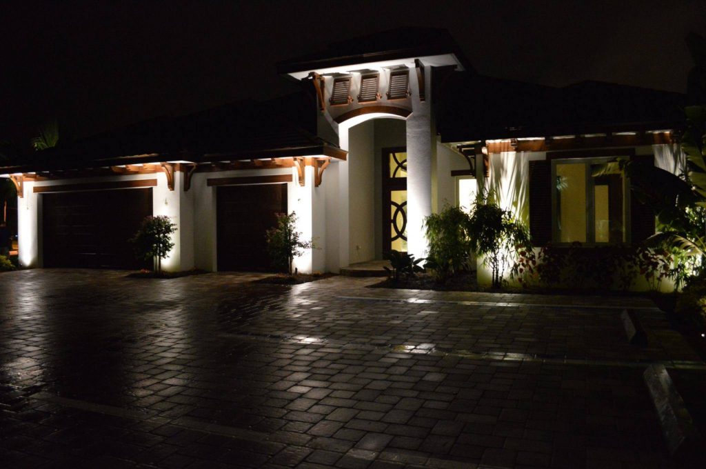 5 Attractive Landscaping Lights Ideas